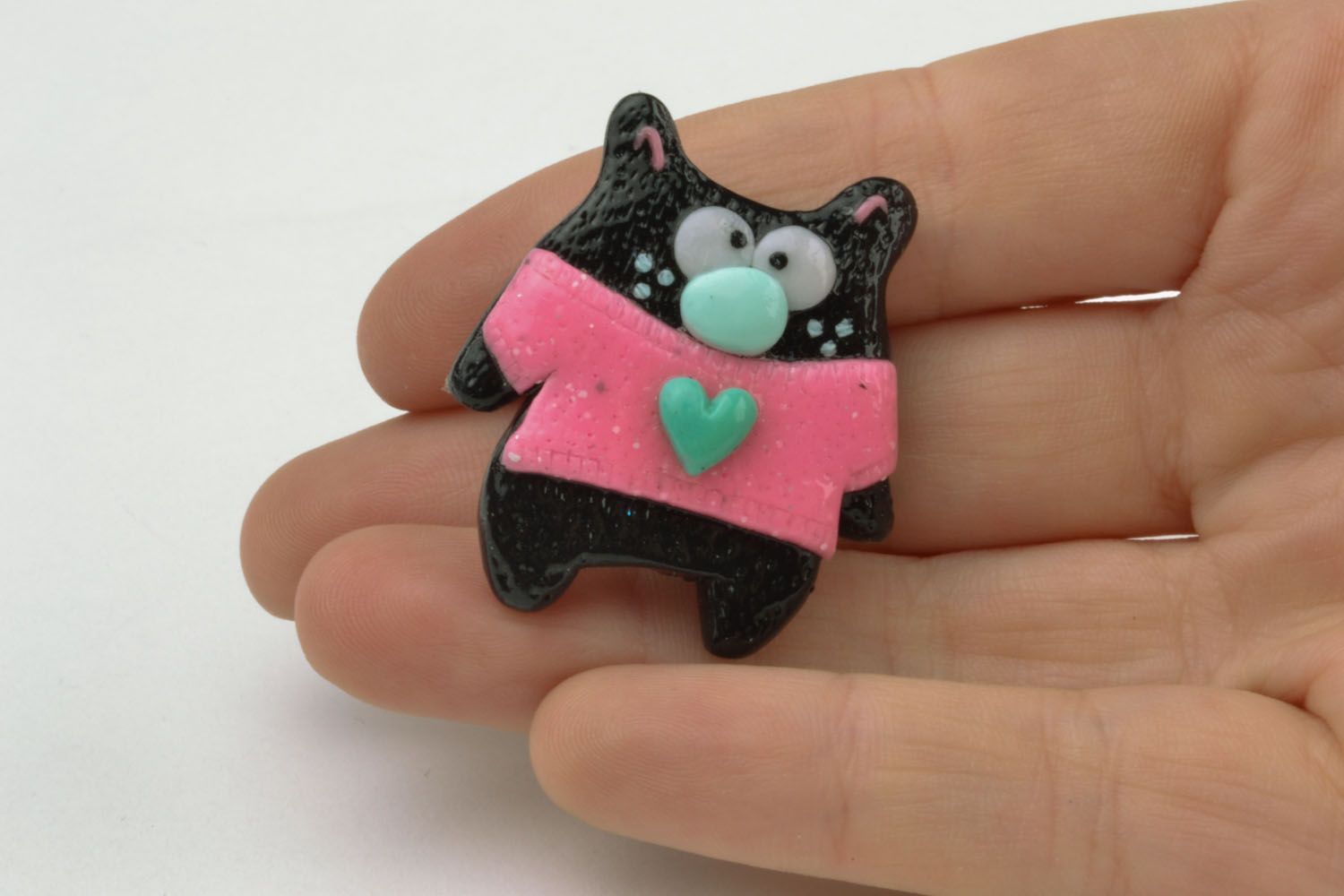 Cat brooch made of polymer clay photo 2