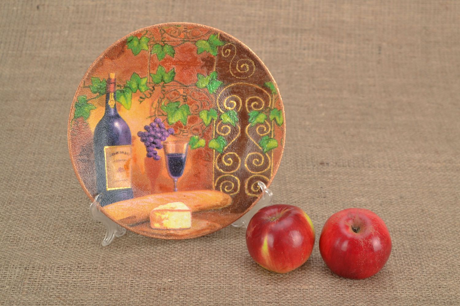 Decorative plate Wine photo 1
