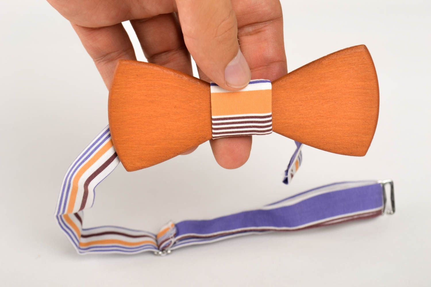 Corbata de lazo artesanal pajarita moderna accesorio unisex de madera original foto 5