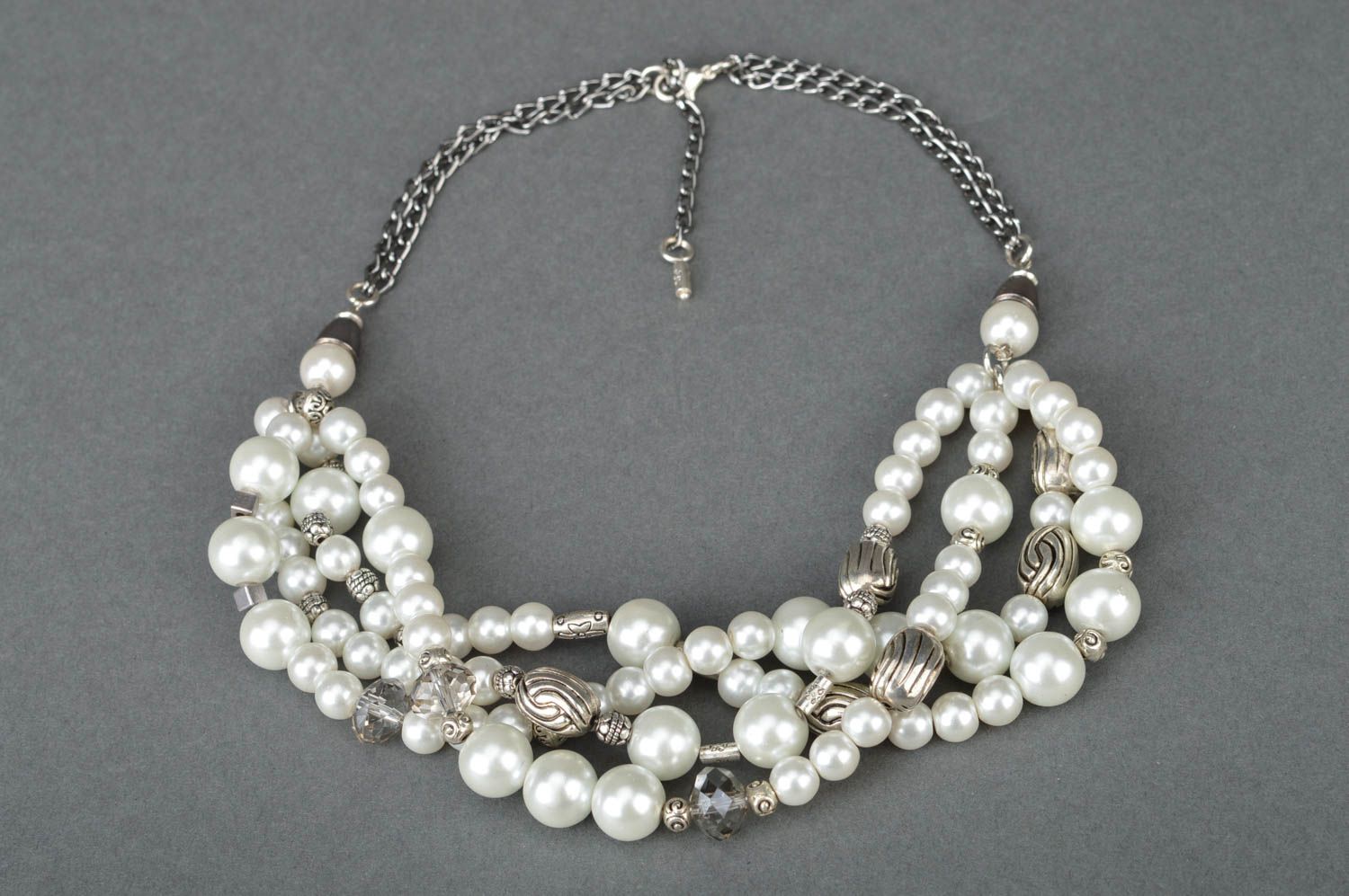 Handcrafted beautiful stylish necklace on metal chain with pearl like beads photo 2