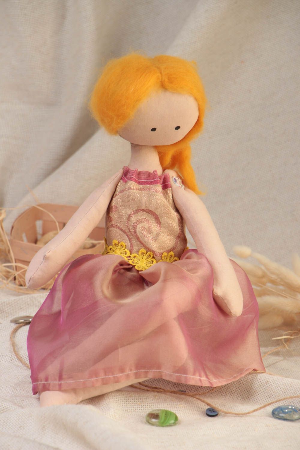 Schöne handmade künstlerische Puppe aus Stoff mit Aroma für Interieur Dekor foto 1