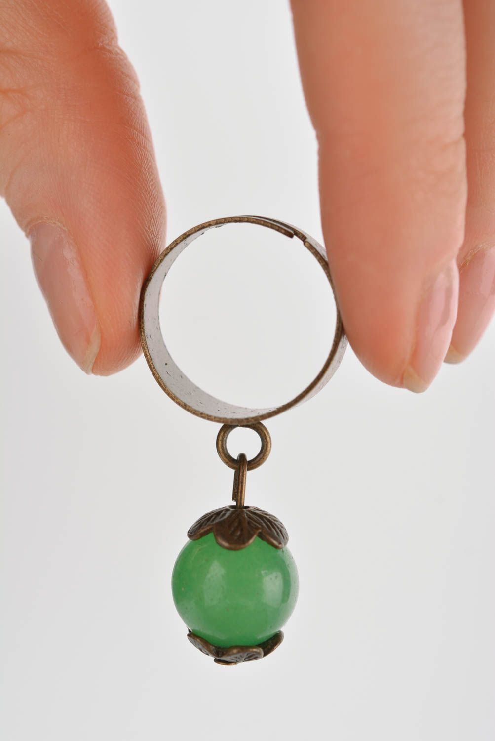 Bague en métal Bijou fait main avec perle fantaisie verte Cadeau femme photo 4