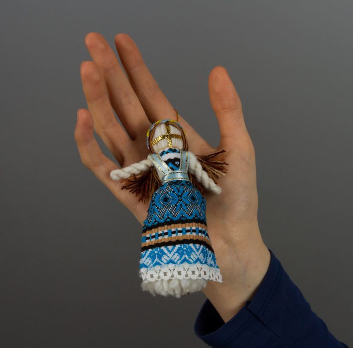 Bambola etnica di stoffa fatta a mano Amuleto talismano Portachiavi bambola
 foto 1