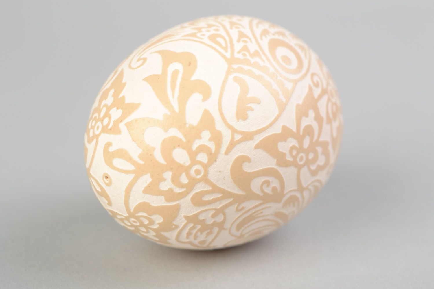 Unusual beautiful handmade Easter egg etched with vinegar photo 4