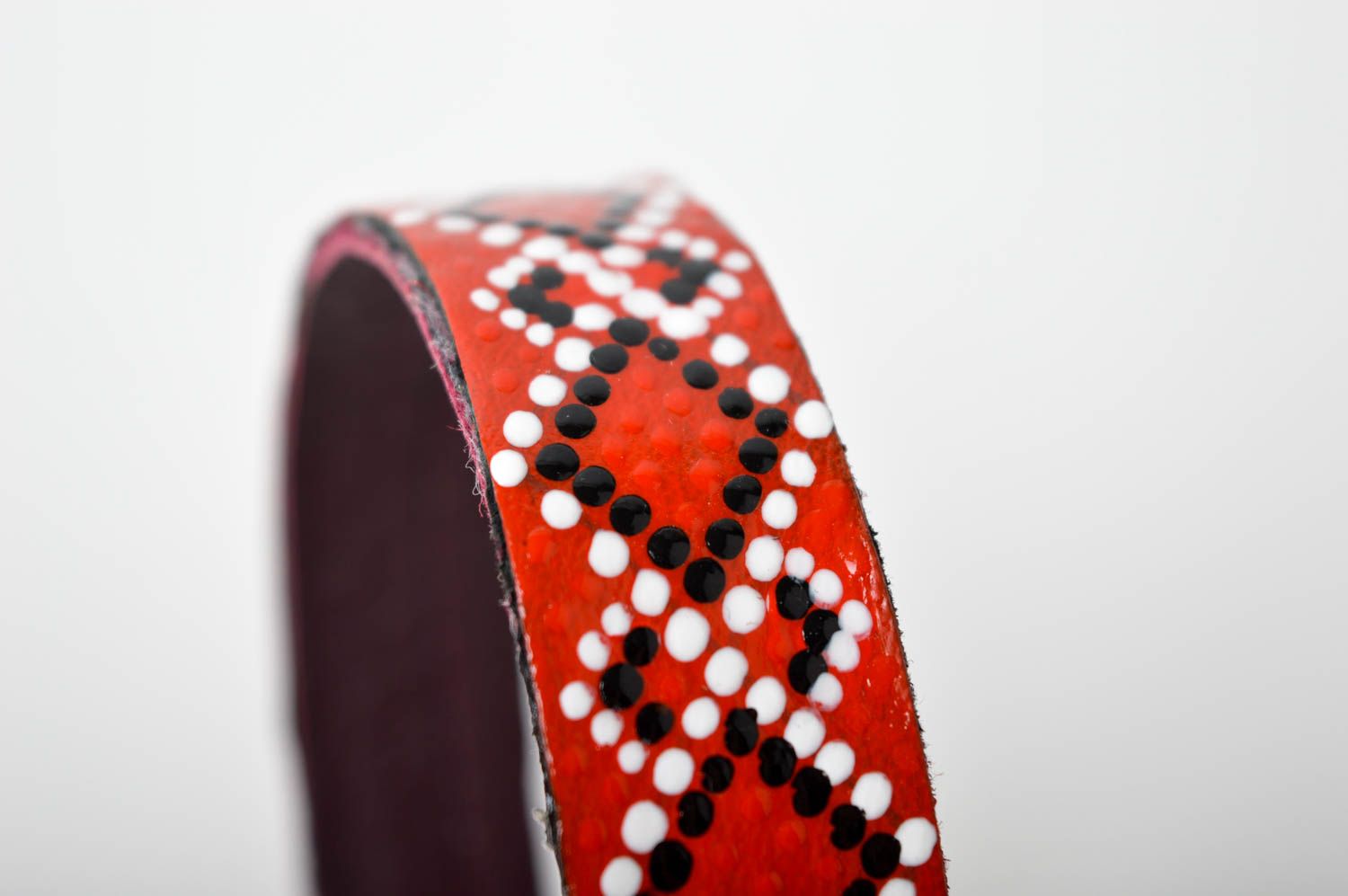 Pulsera de cuero roja pintada artesanal accesorio para mujer regalo original foto 4