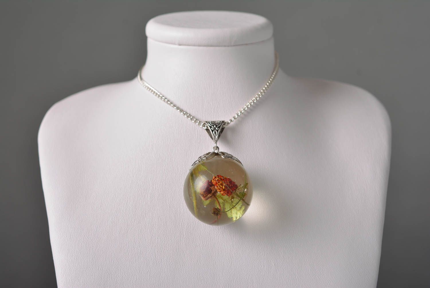 Botanic pendant botanic jewelry handmade pendant with natural flowers for girls photo 2