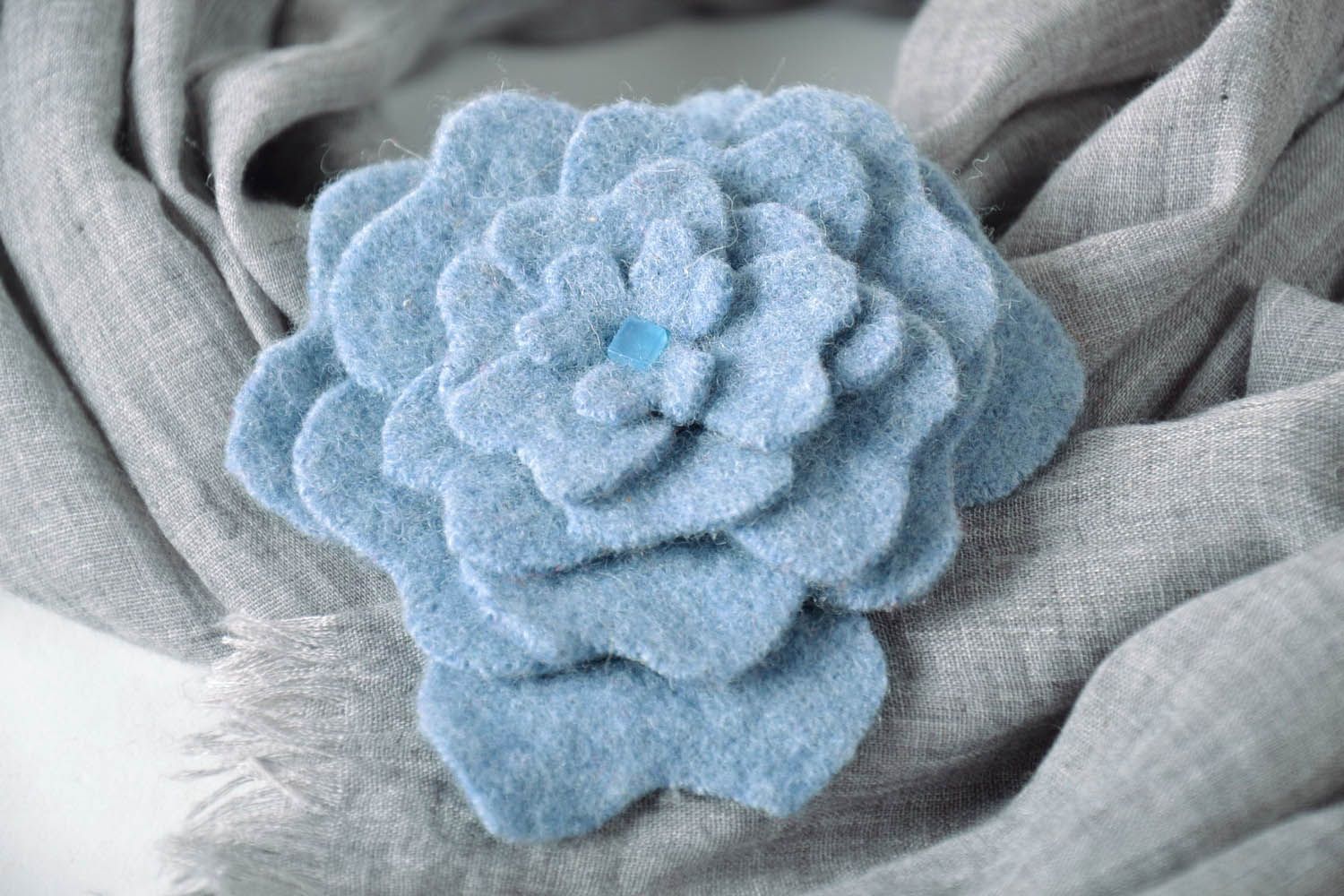 Woolen brooch Gray Flower photo 1