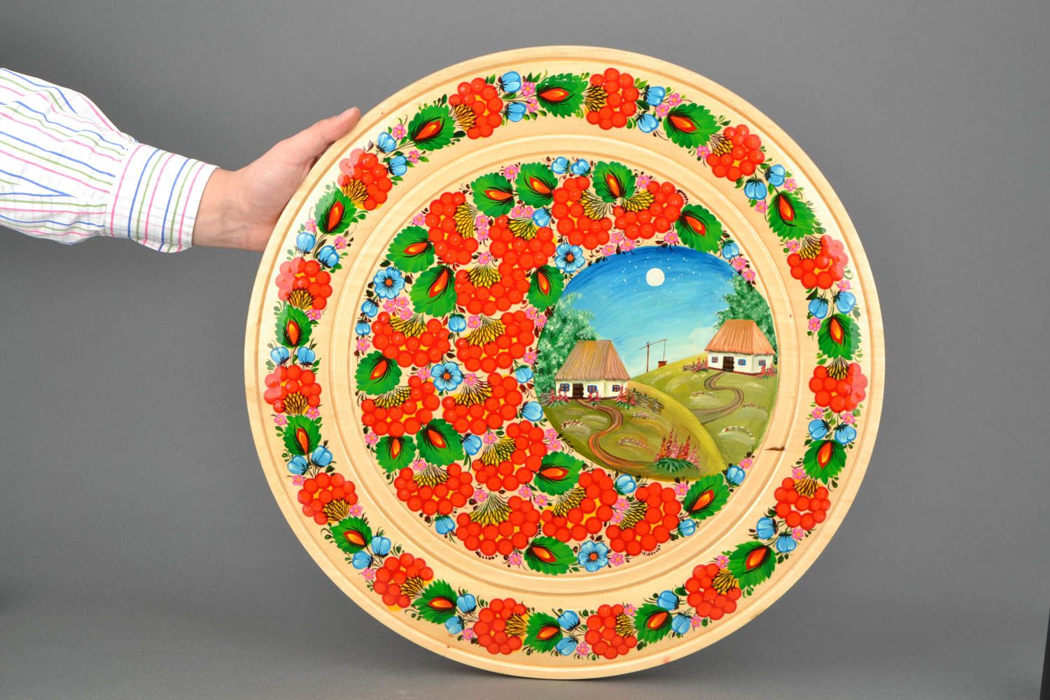 Large wooden plate with Petrikov painting photo 2