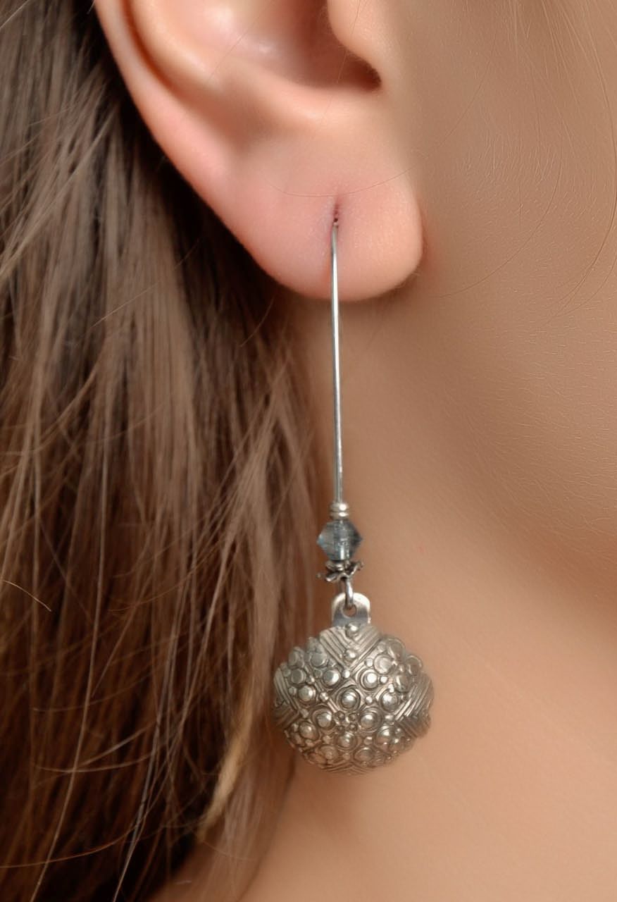Thread earrings made of melchior photo 4