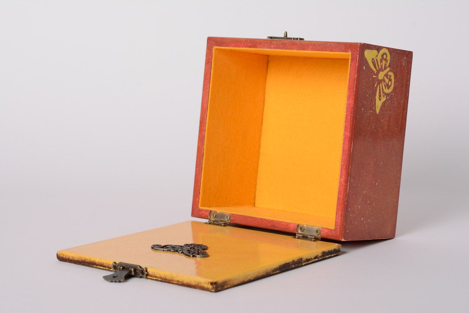 Square handmade decoupage plywood jewelry box for girls photo 3