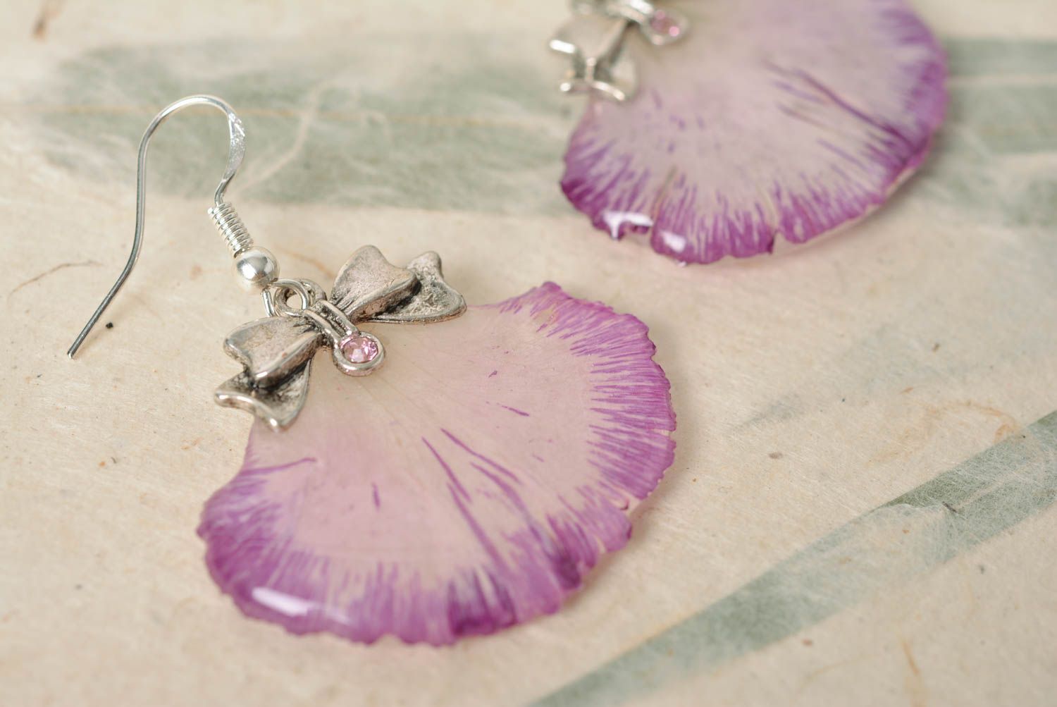 Unusual beautiful handmade earrings with dried flowers and epoxy coating photo 4