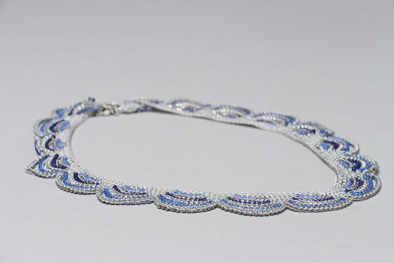 Blue crochet necklace photo 3