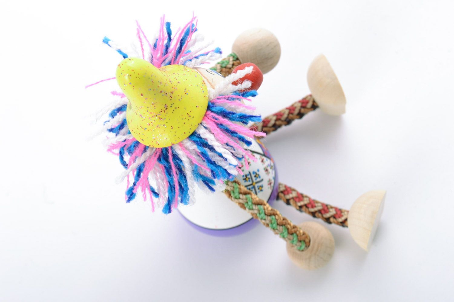 Originelles handmade Spielzeug aus Holz mit Ökofarben bemalt Clown foto 5