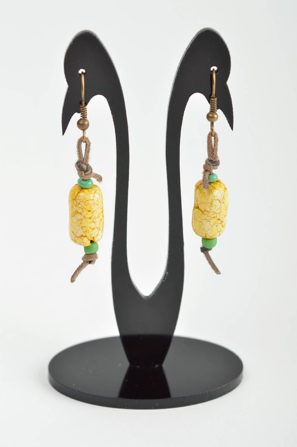 Beautiful handmade plastic earrings fashion accessories beautiful jewellery photo 2