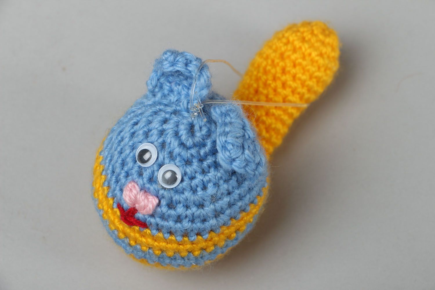 Brinquedo artesanal tricotado com gancho foto 2