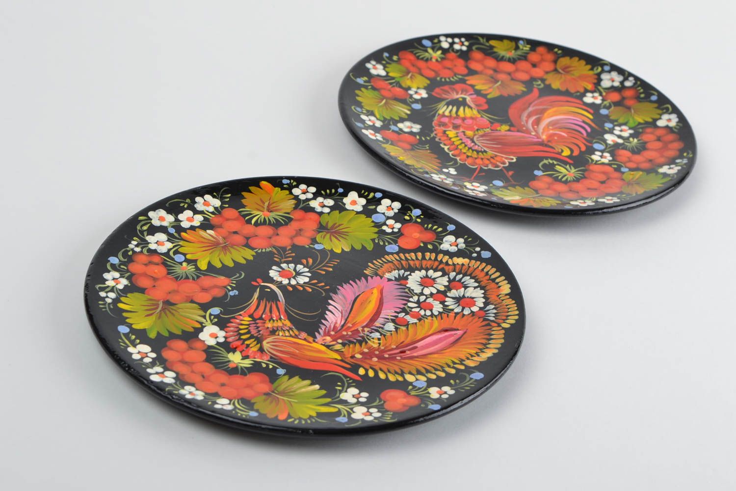 Декоративные тарелки из дерева с росписью комплект из 2 штук ручная работа фото 5