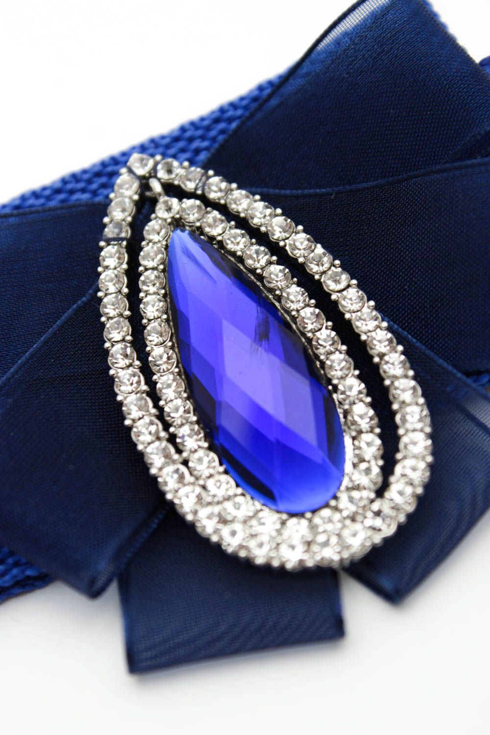 Broche bleue textile faite main Accessoire femme avec cristal Cadeau femme photo 4