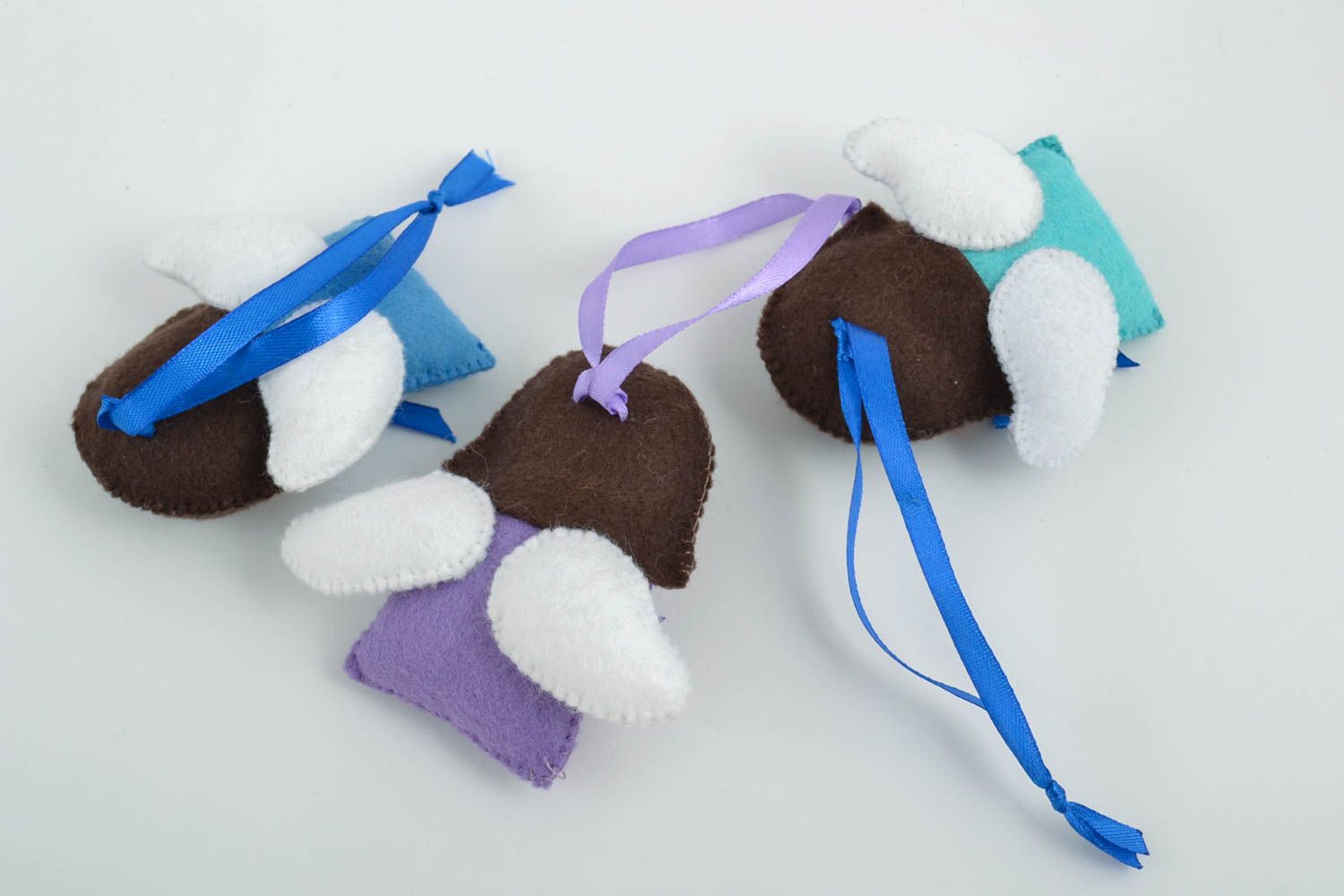 Set of 3 handmade designer felt fabric soft toys with eyelets interior hangings photo 2