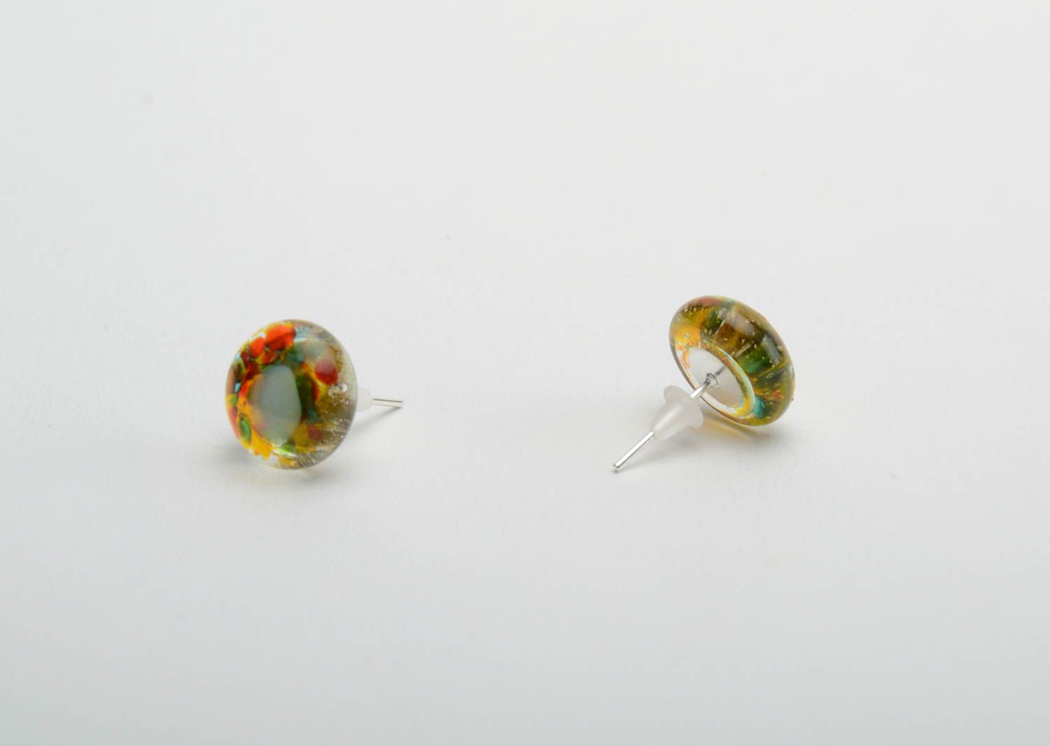 Round-shaped small stud colored glass earrings stylish handmade summer accessory photo 3