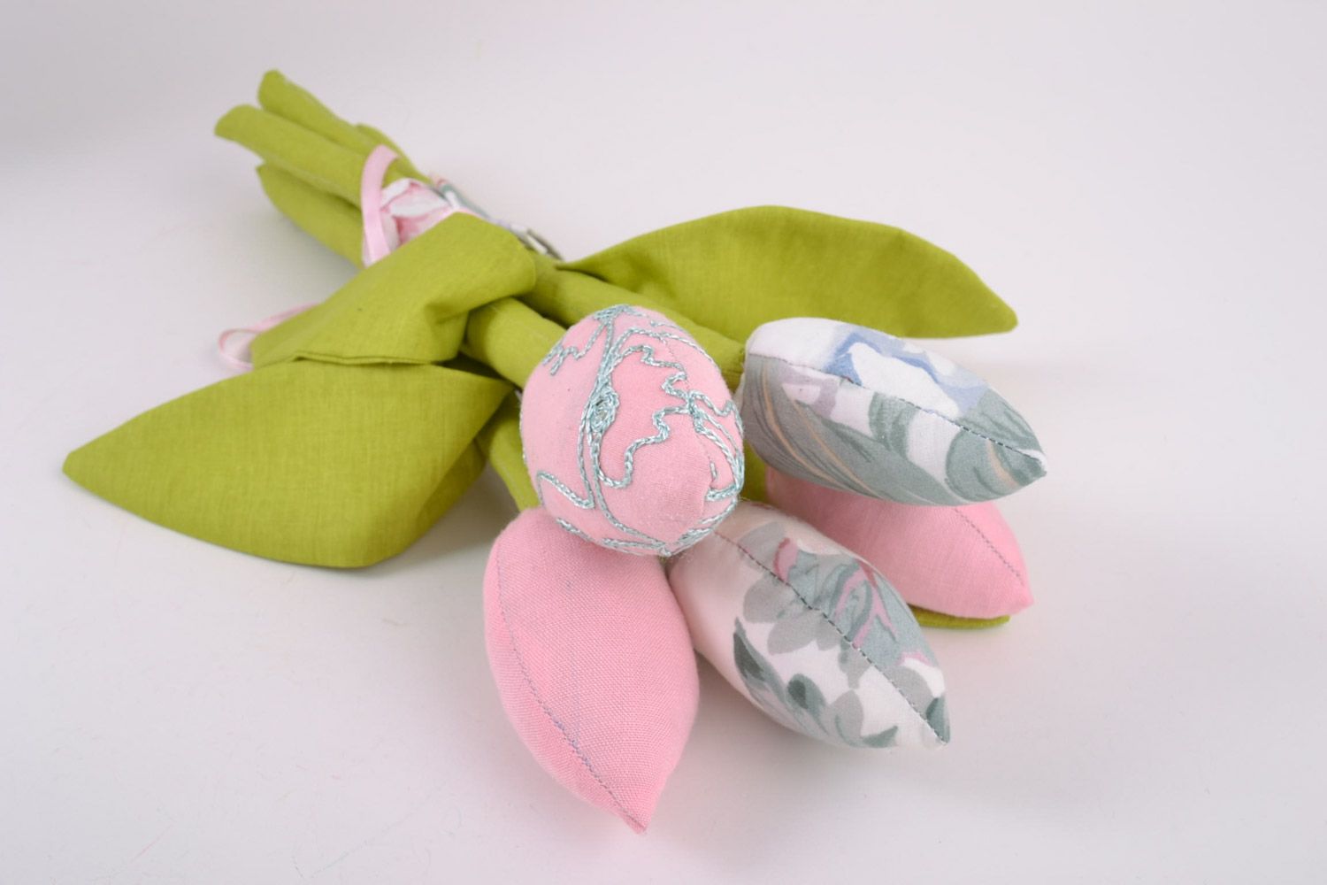 Bouquet of 5 handmade decorative soft pink tulip flowers sewn of cotton fabric photo 4