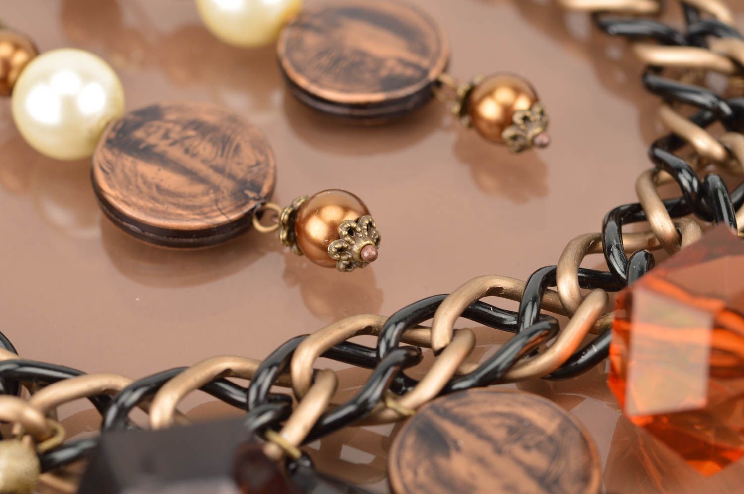 Boucles d'oreilles et collier faits main à base de métal bijoux originaux photo 5