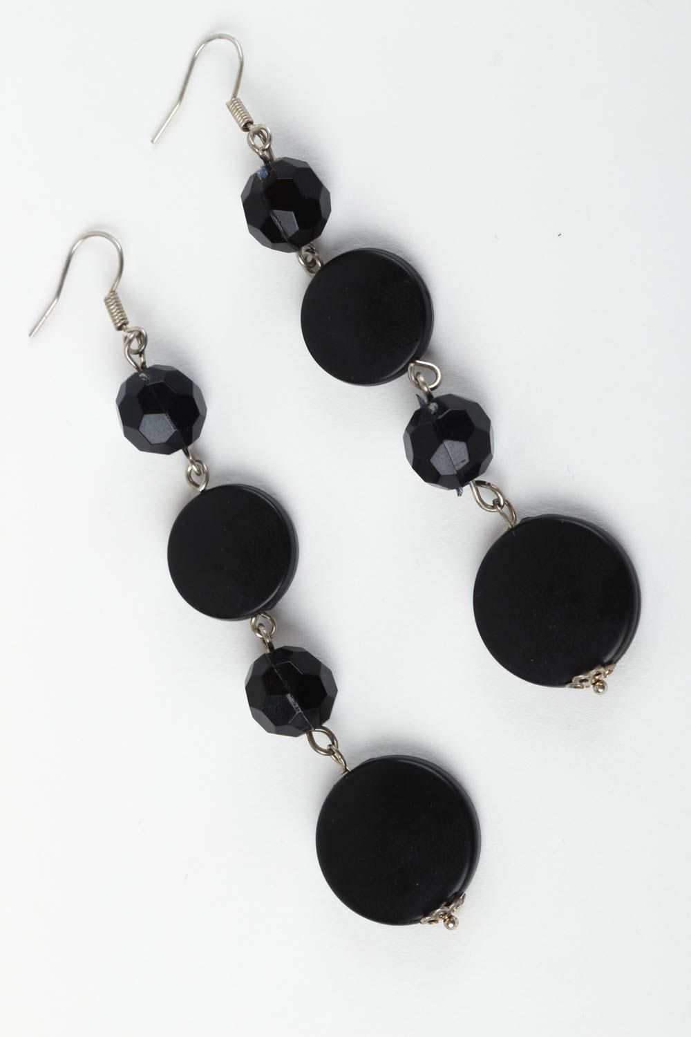 Серьги ручной работы черные модные серьги с бусинами длинные сережки элегантные фото 2