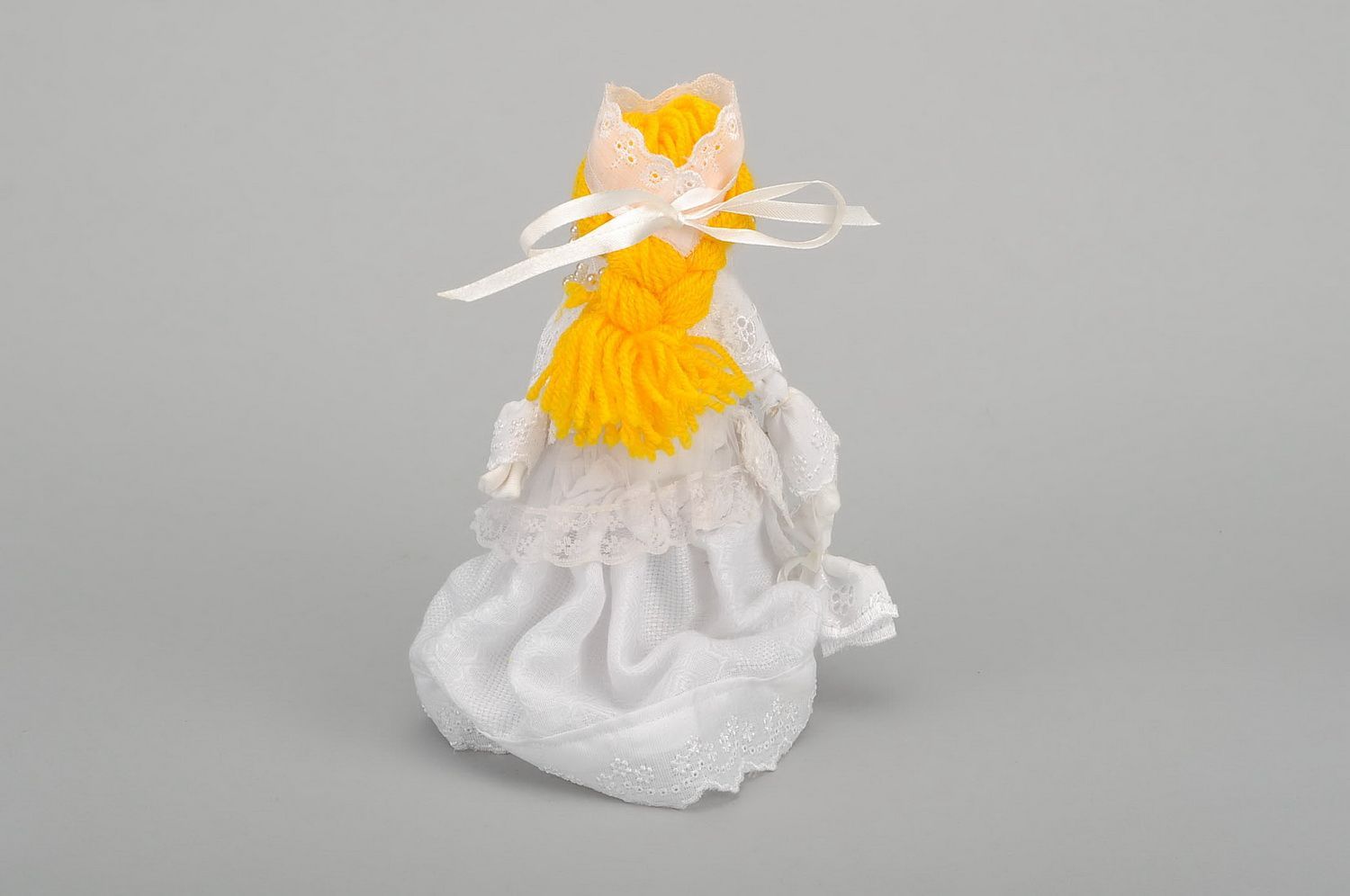 Сувенирная кукла-мотанка Невеста фото 4