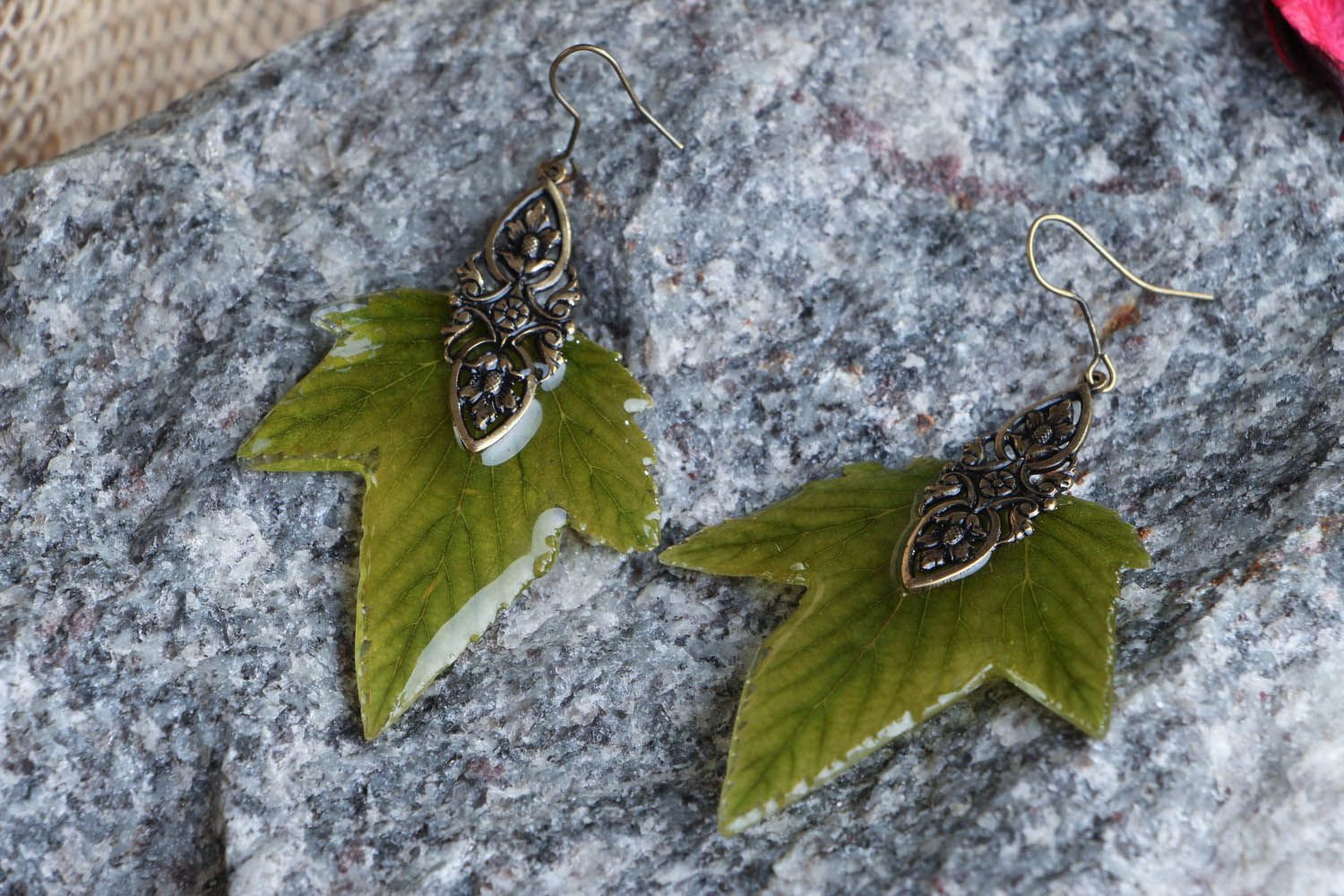 Earrings with currant leaves in epoxy resin photo 3