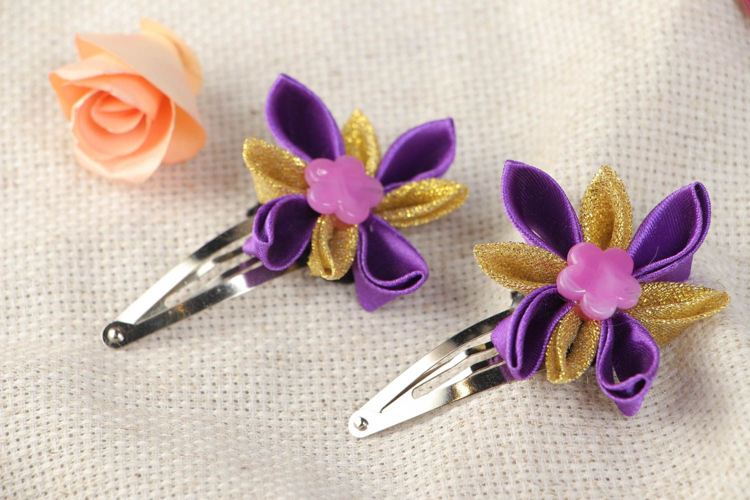 Set of 2 handmade decorative hair clips with violet satin ribbon kanzashi flowers photo 1