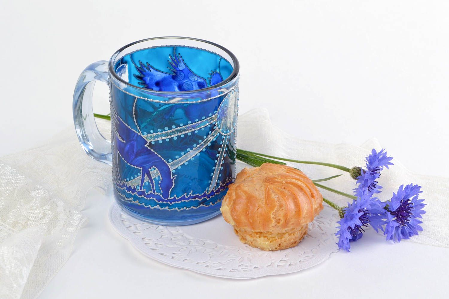 Ice blue clear glass coffee mug with handle and hand-painted pattern photo 1