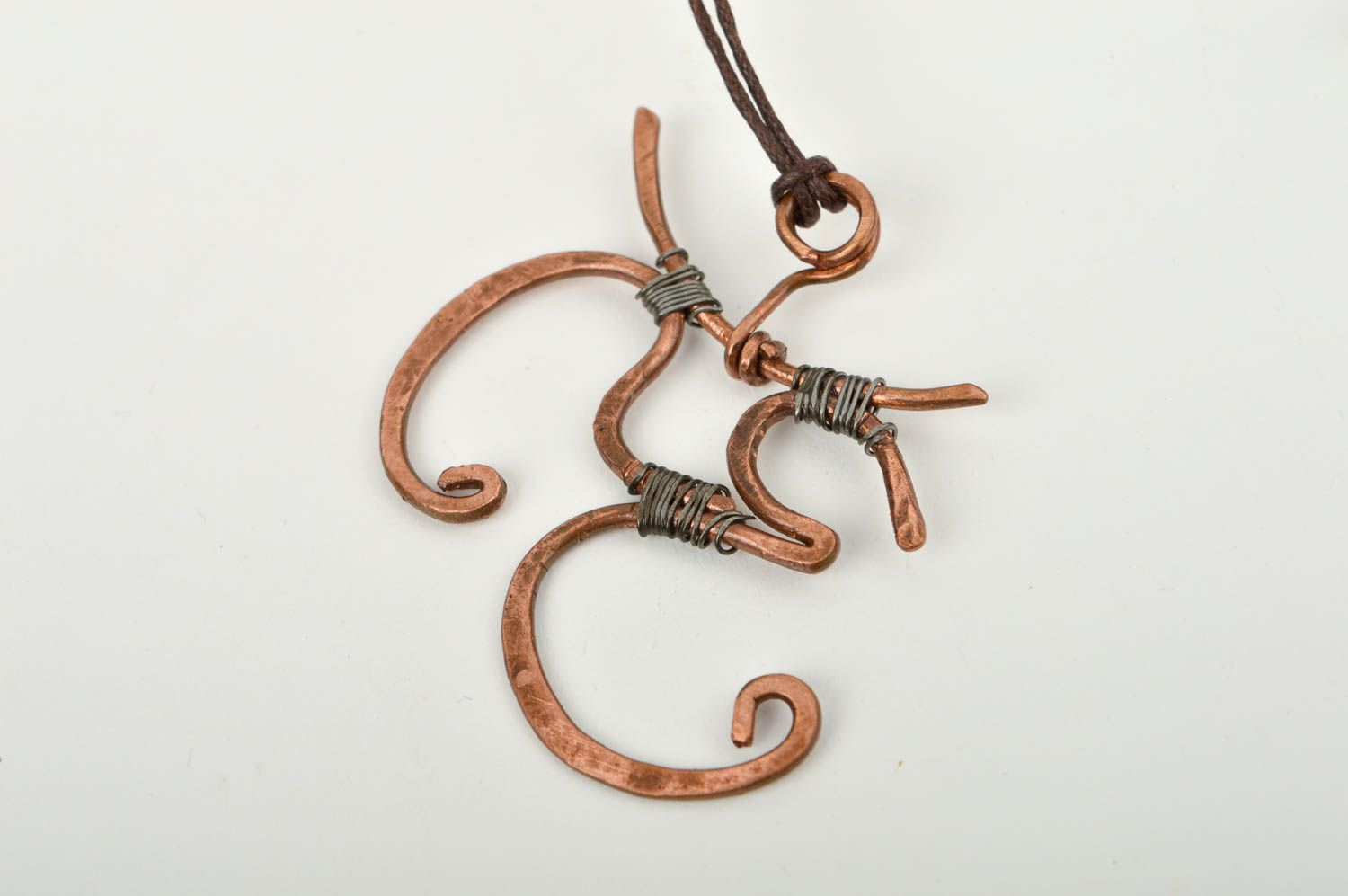 Handmade schöner Kupfer Anhänger Designer Schmuck Accessoire für Frauen Ajour foto 4
