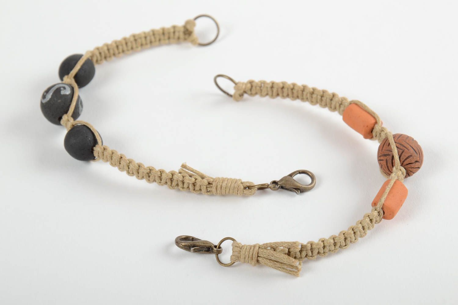 Парные браслеты плетеные из вощеного шнура и бусин светлые 2 шт набор хендмейд фото 4