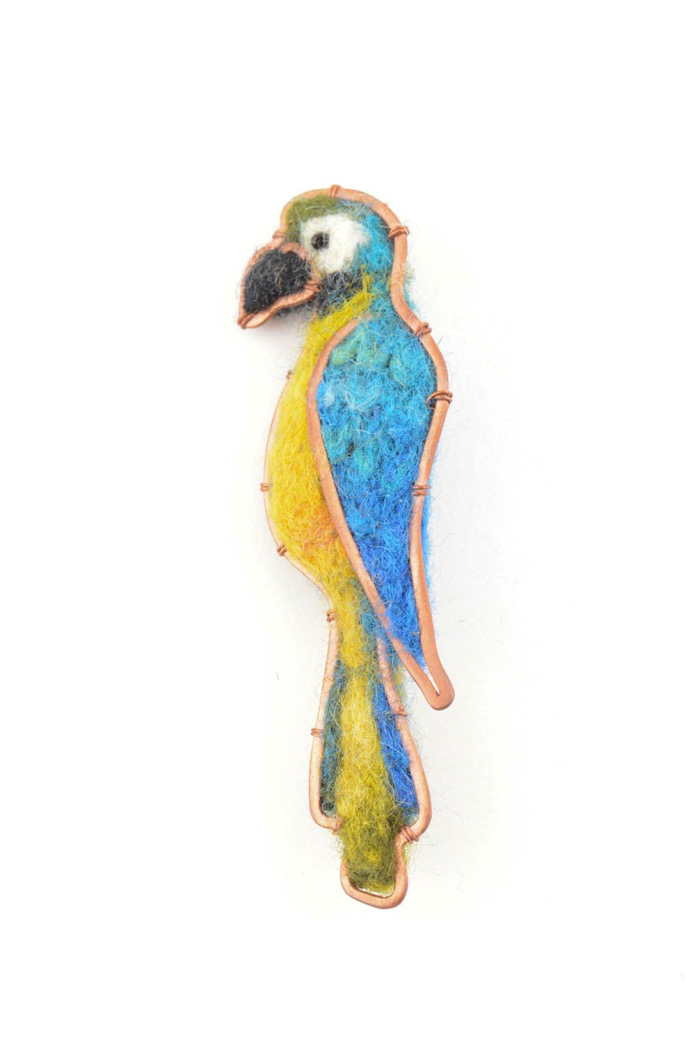 Handmade brooch bird brooch woolen brooch copper brooch design brooch macaw  photo 2