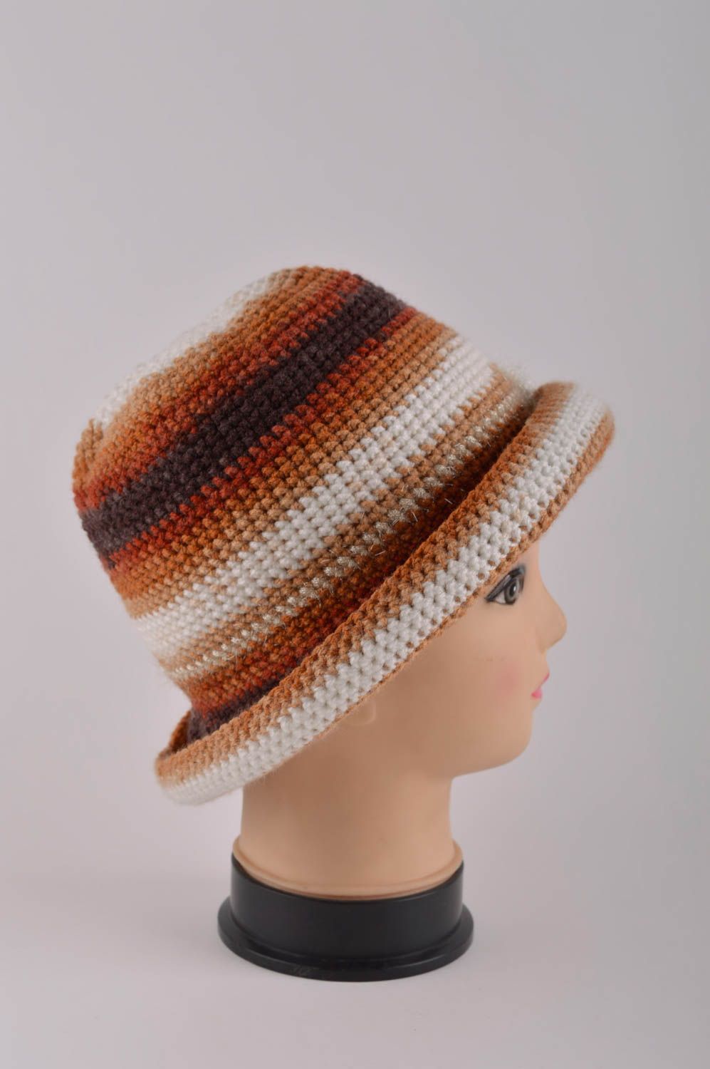 Вязаная шляпа ручной работы зимняя шапка красивая вязаная шапка женская стильная фото 4