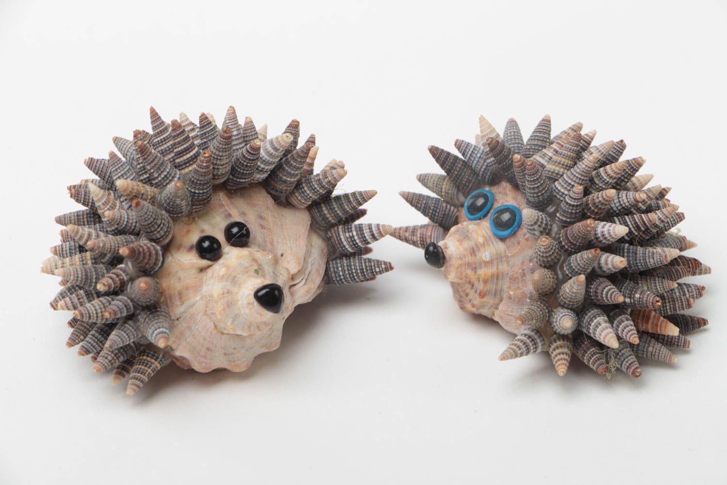 Set of 2 handmade designer unusual figurines created of seashells Hedgehogs eco photo 2