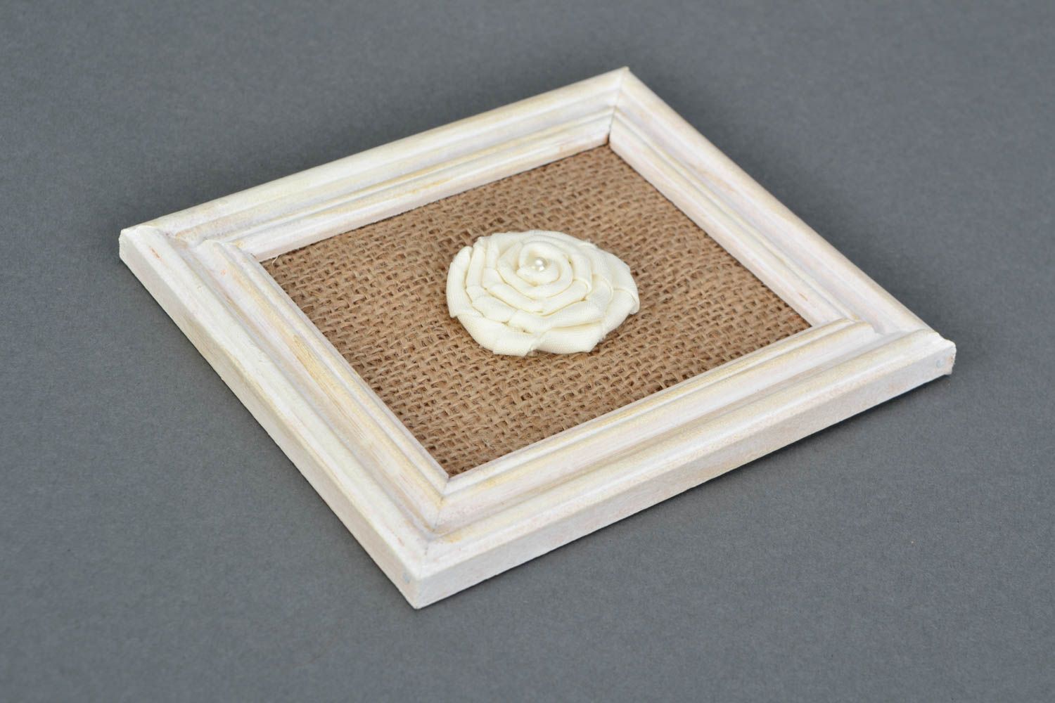 Handmade small burlap wall panel with fabric rose in white wooden frame photo 4