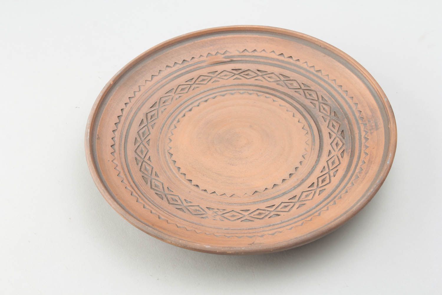 Plato de cerámica hecho a mano foto 5