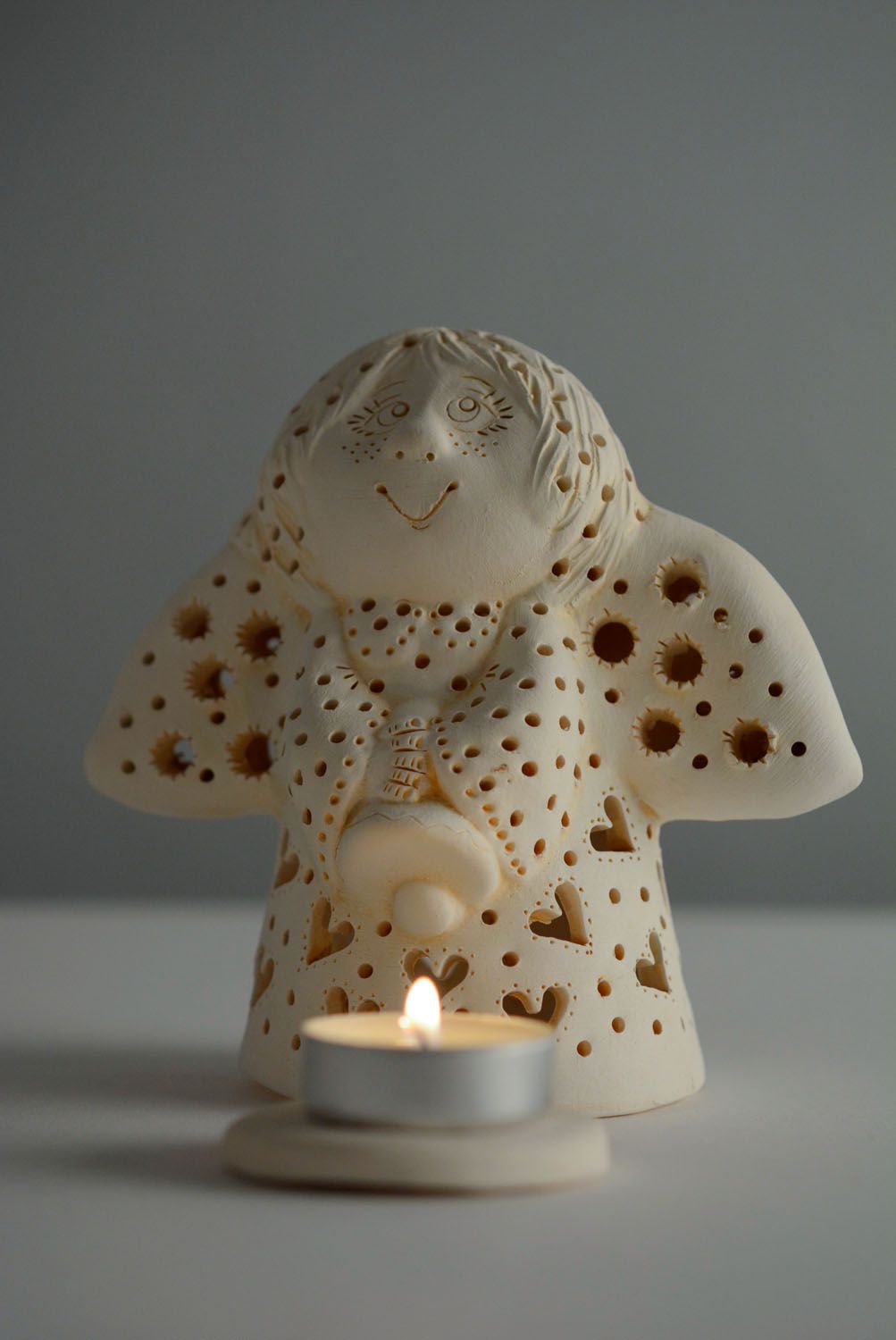 Ceramic candle holder Angel of Hope photo 3