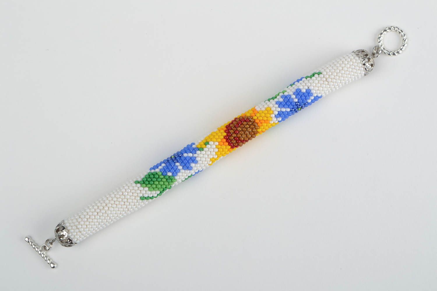 Designer white beautiful handmade beaded cord bracelet with flowers photo 3