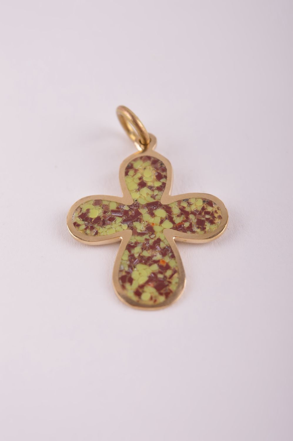 Pendentif croix Bijou fait main laiton et pierres Accessoire religieux photo 2