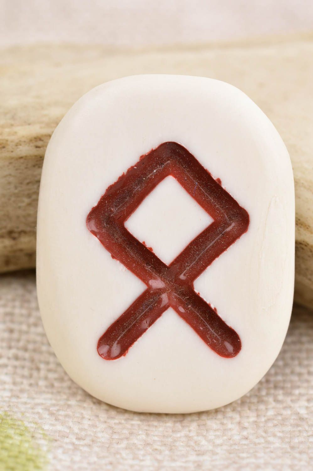 Othala Rune handmade kleine Rune für Schutz originelle Geschenk Idee für Freund foto 2
