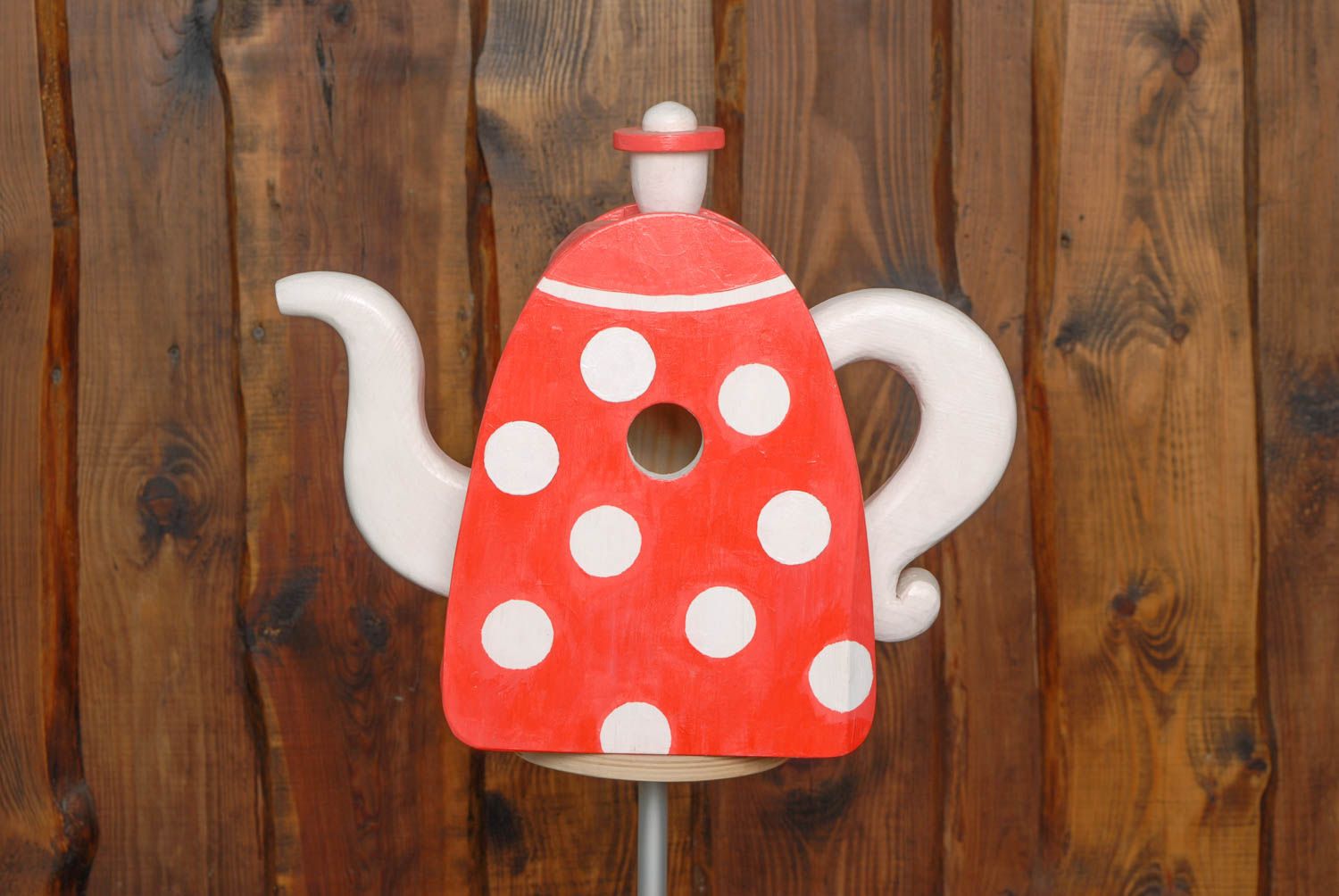 Designer nest box in the shape of teapot photo 3
