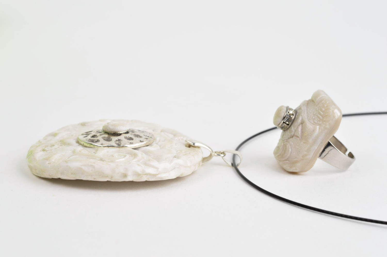 Damen Schmuck Set handmade Collier Halskette und massiver Ring aus Polymer Ton foto 2