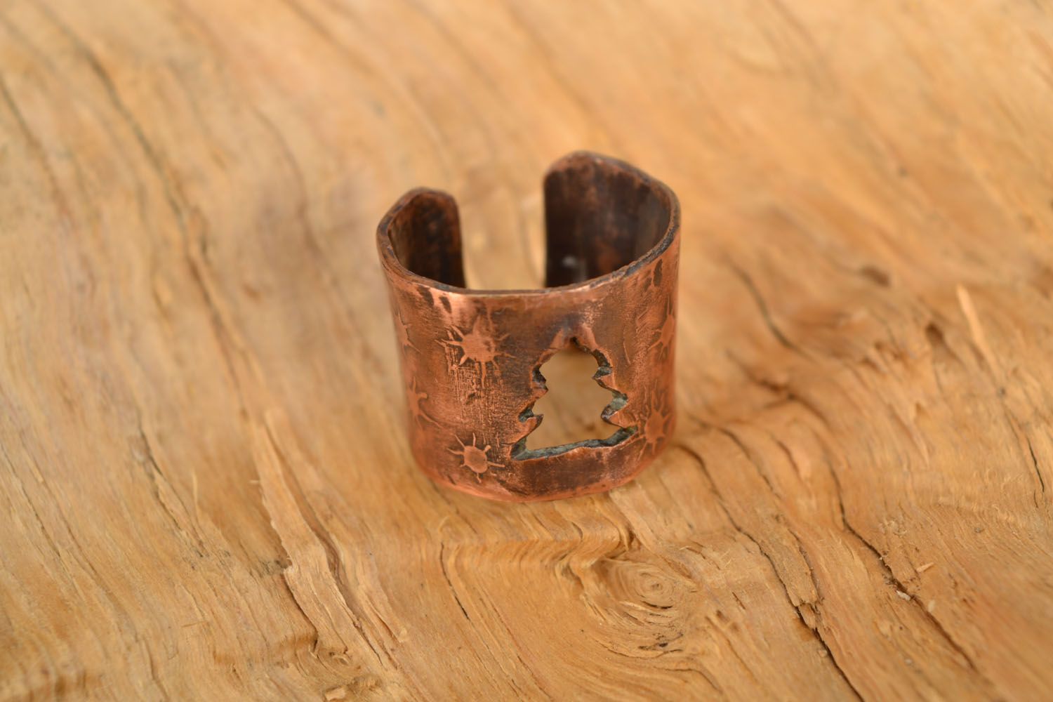 Breiter Ring aus Kupfer Tannenbaum foto 1