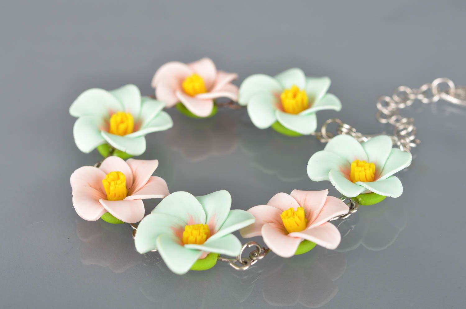 Beautiful handmade metal chain bracelet with gentle polymer clay flowers photo 2