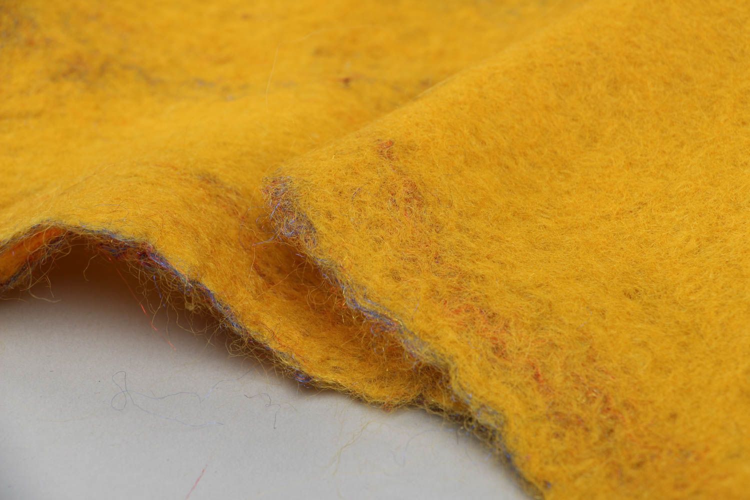 Ярко-желтый теплый шарф из шерсти фото 3