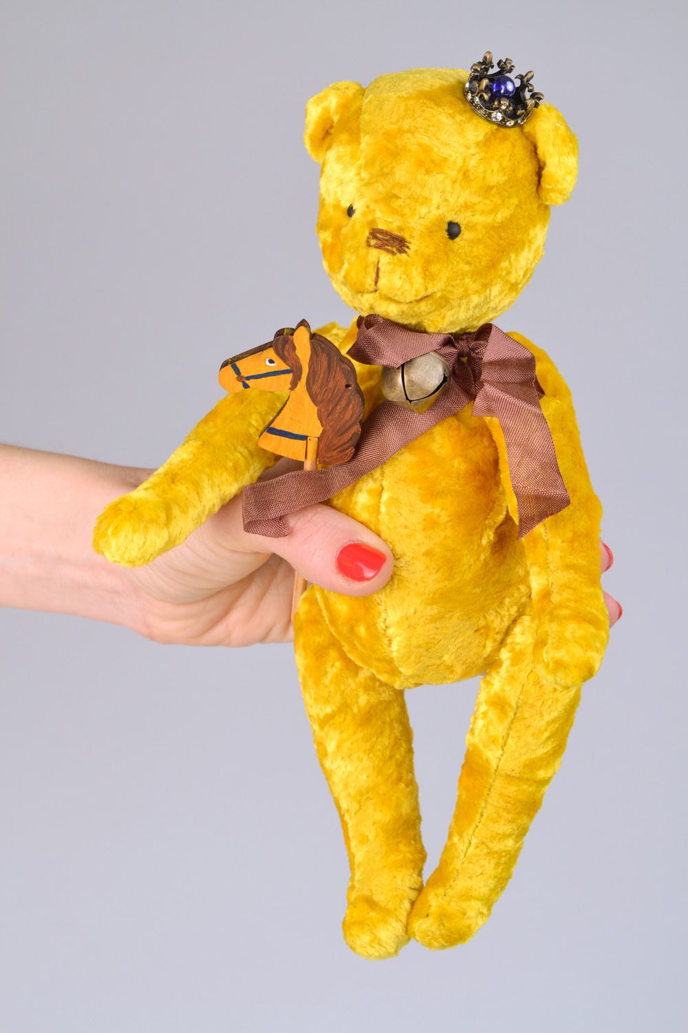 Handmade vintage soft plush toy bear of yellow color with silk bow and crown photo 2