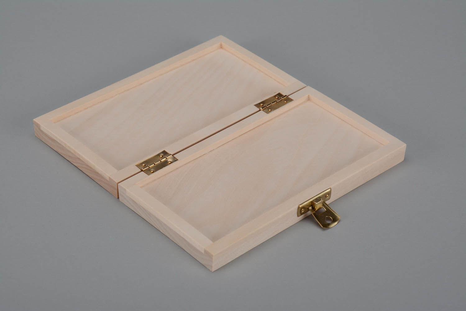 Wooden box blank with a lock photo 4