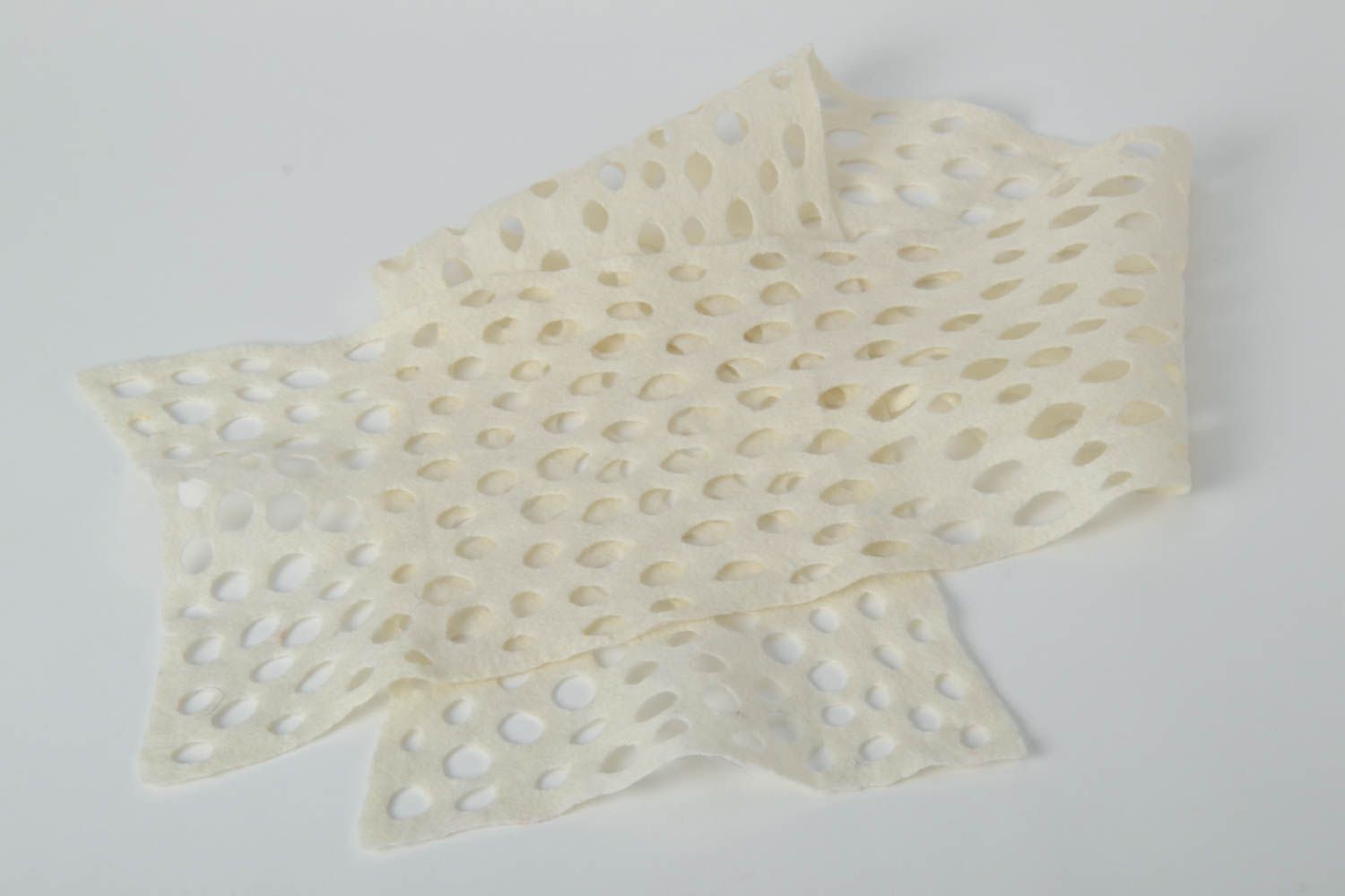 Écharpe laine Accessoire femme fait main blanc Cadeau femme très original photo 5