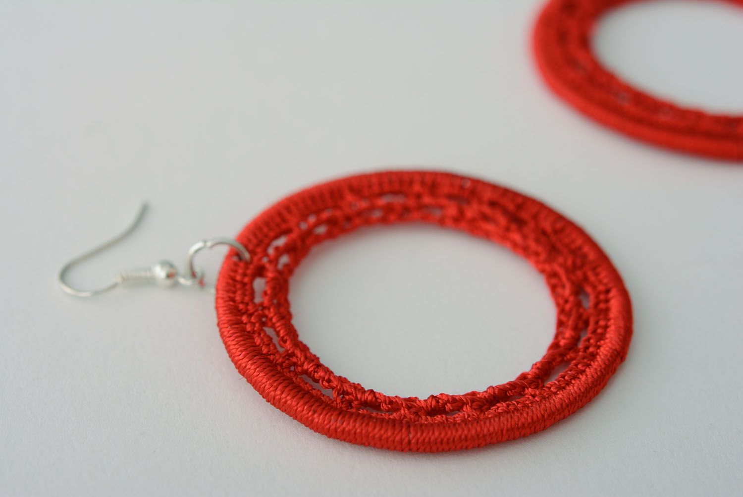 Homemade lace earrings Red photo 4